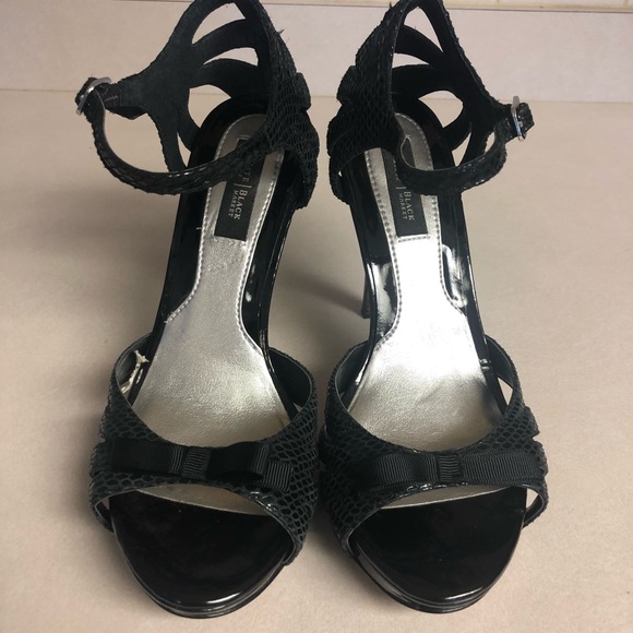 White House Black Market - Picture 2 of 2